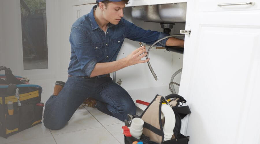 Emergency Leak Repair in Hillsboro, TX